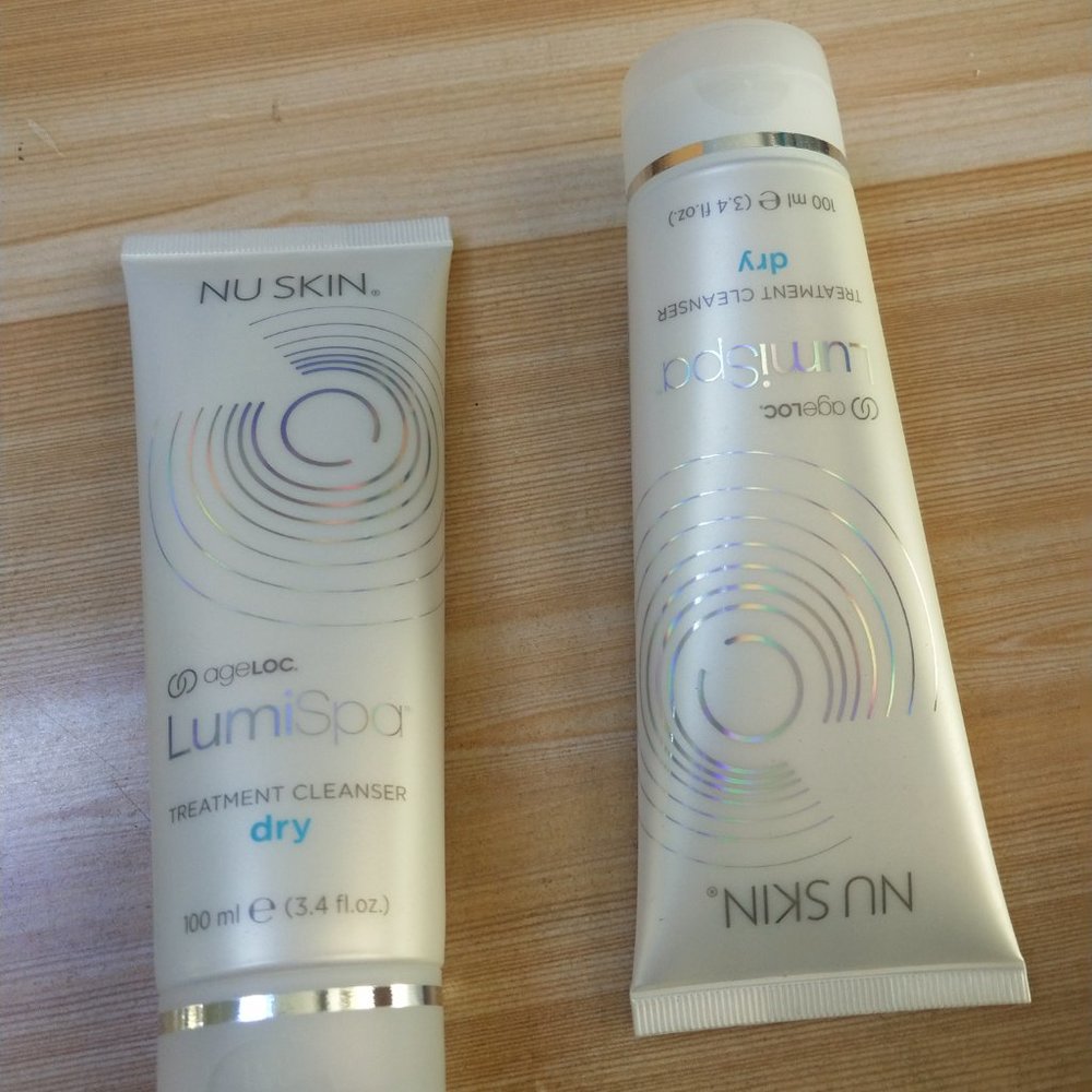 2 tubes Nuskin ageLOC Lumispa Treatment Cleanser Gel dry Skin+ massager   #149